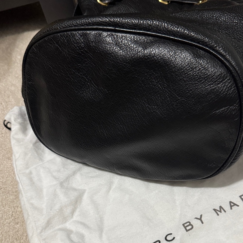Marc by Marc Jacobs Black Leather Shoulder bucket Bag with Gold Accents - Picture 3 of 5